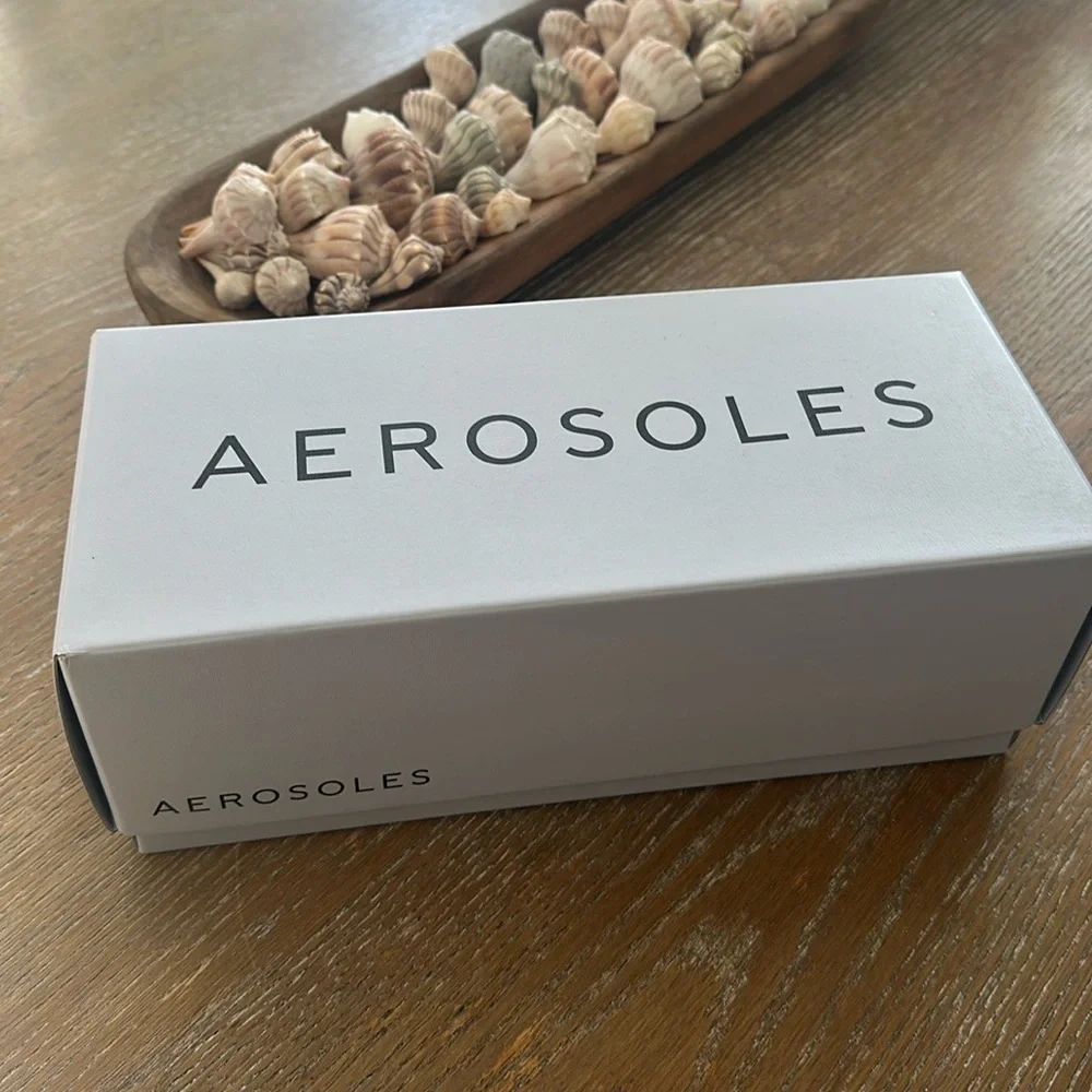 NWT Aerosoles Sz 6 Black & Gold Ortholites Luxury - never worn - Picture 7 of 10